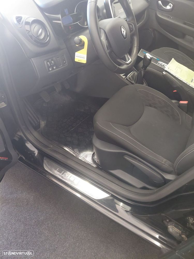 Renault Clio 0.9 TCe Limited - 27