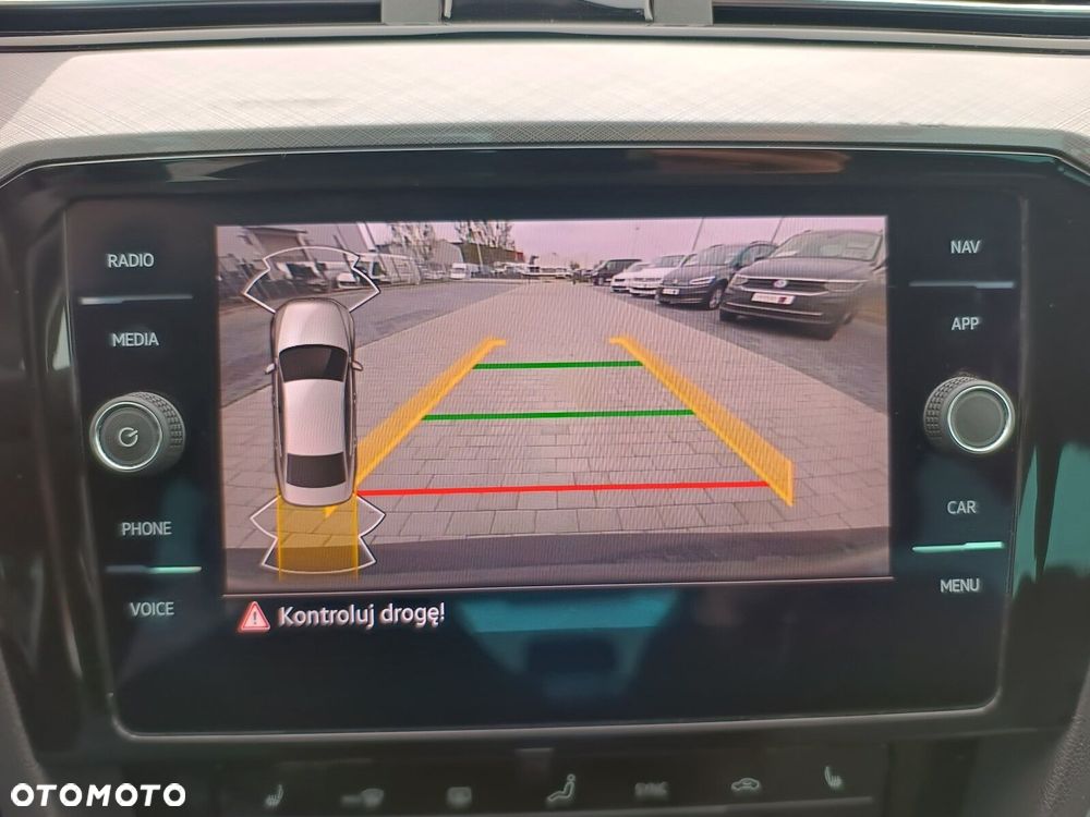 Volkswagen Passat 2.0 TDI EVO Business DSG - 21