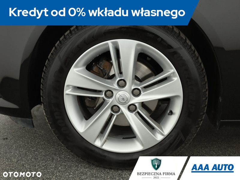 Opel Insignia - 13