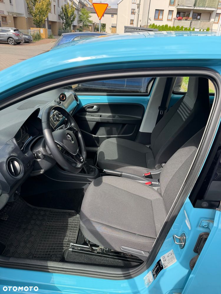 Volkswagen up! 1.0 Take - 11