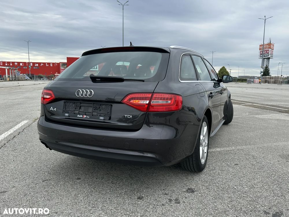 Audi A4 2.0 TDI DPF multitronic Ambiente - 9