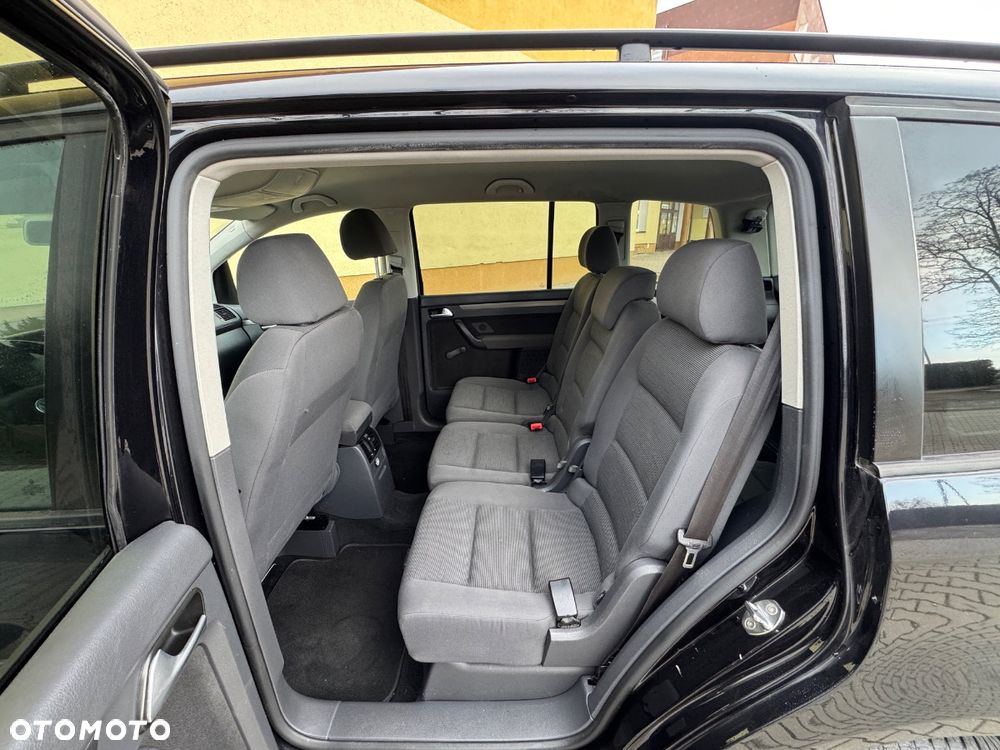 Volkswagen Touran 1.9 TDI Highline - 9