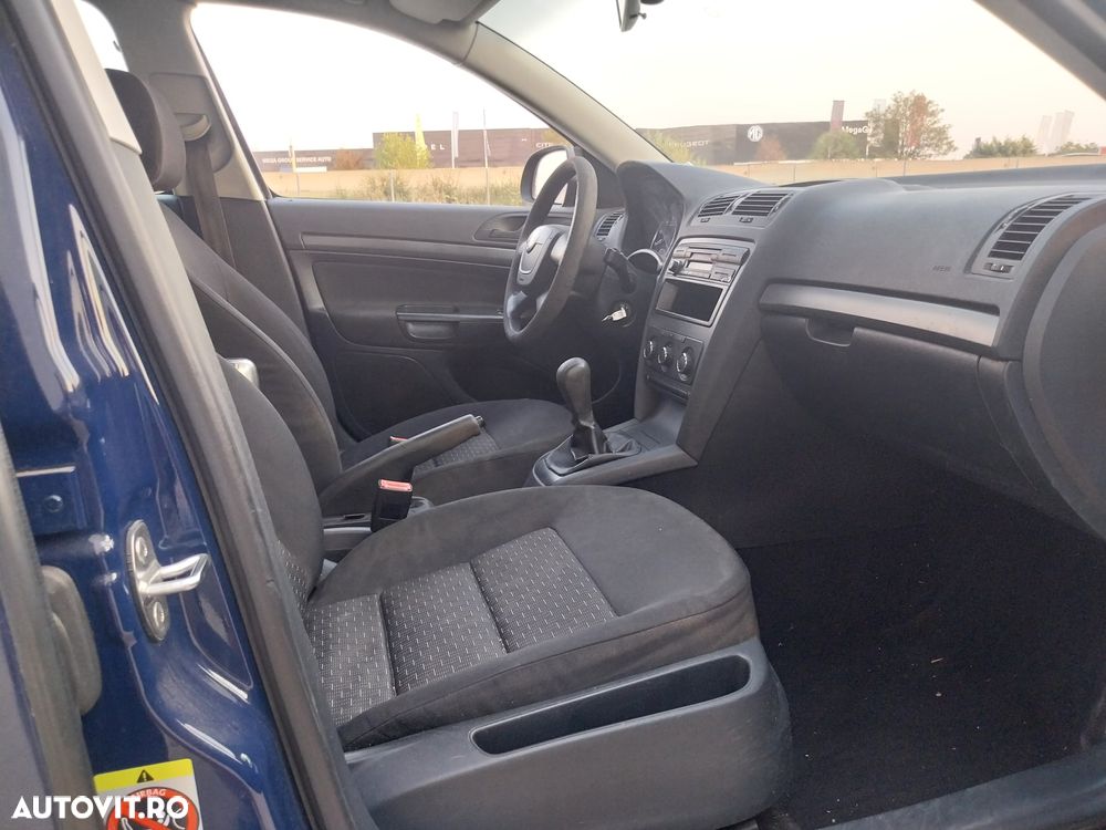 Skoda Octavia 1.4 MPI Classic - 32