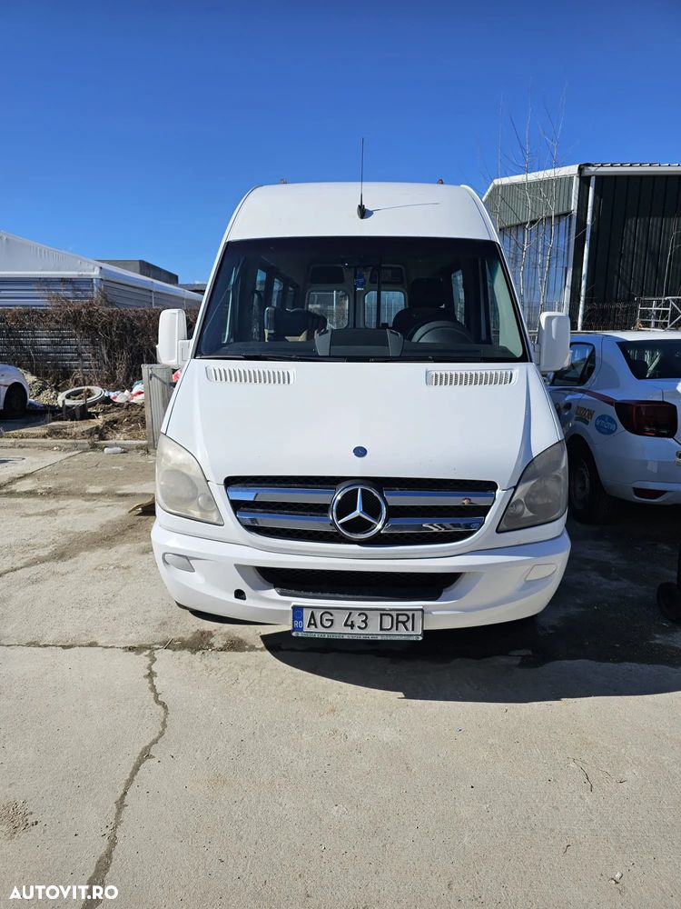 Mercedes-Benz Sprinter - 1