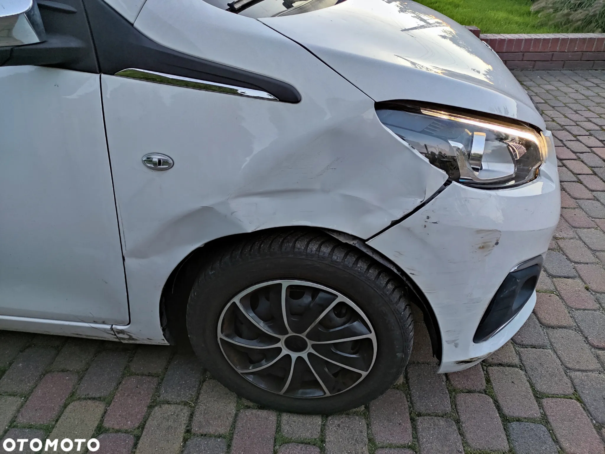 Peugeot 108 PureTech 82 Top Allure - 6