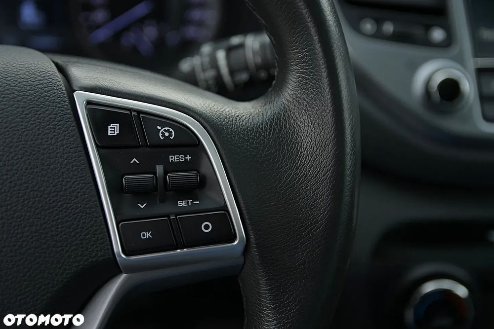 Hyundai Tucson blue 1.7 CRDi 2WD Trend - 32