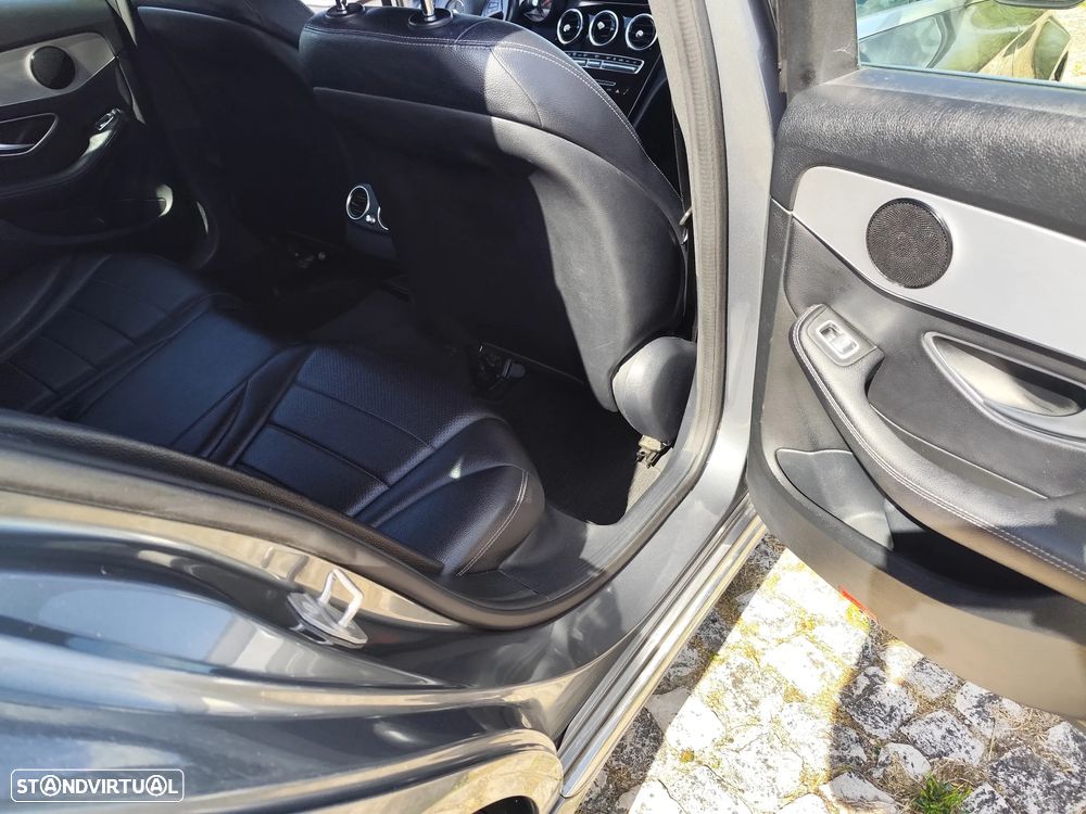 Mercedes-Benz C 350 - 12