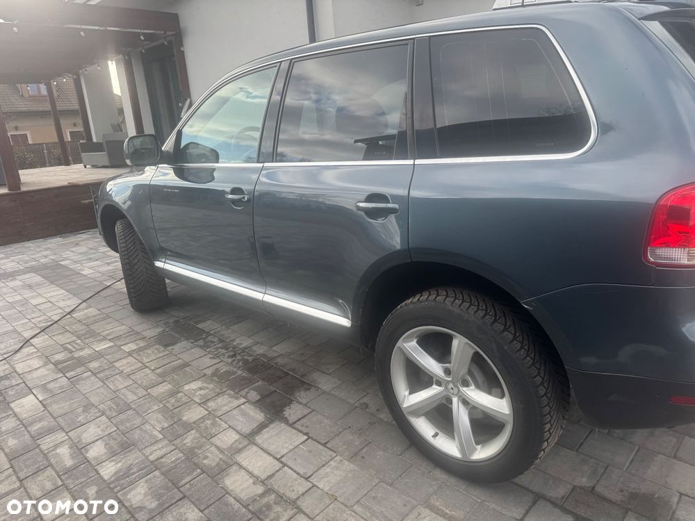 Volkswagen Touareg - 4