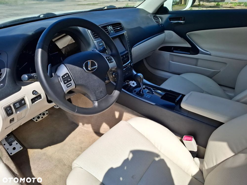 Lexus IS 250 Luxury Line - 11
