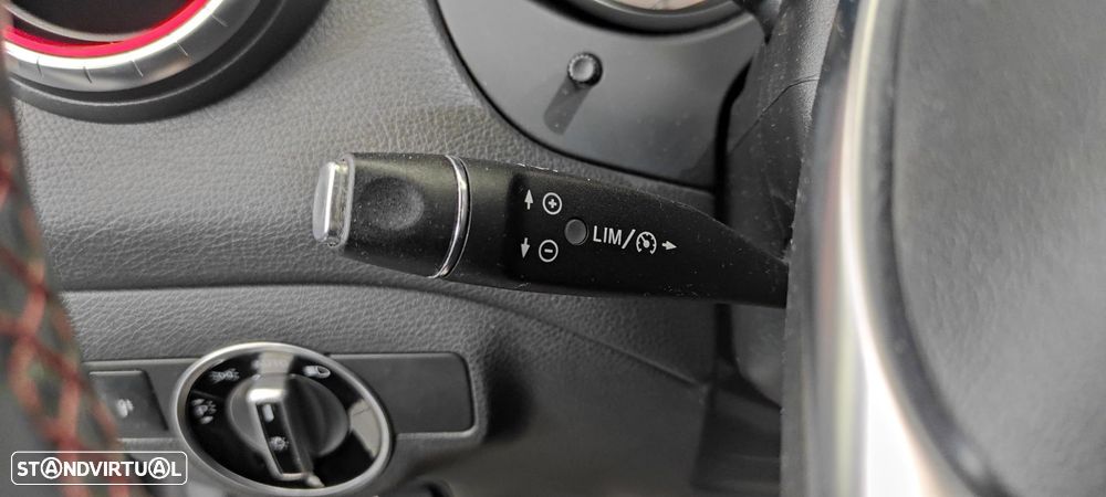 Mercedes-Benz CLA 180 CDI AMG Line - 37