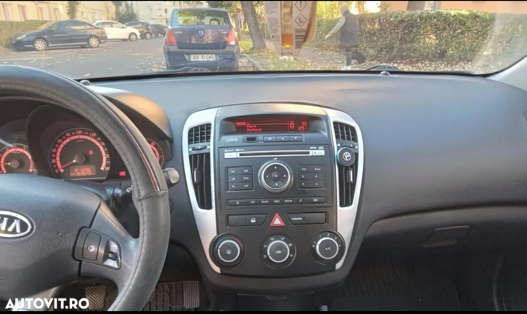 Kia Pro Ceed Cee'd 1.4 GSL City - 10