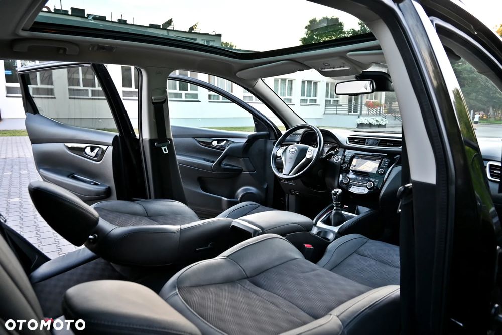 Nissan Qashqai 1.6 dCi Tekna S&S - 23