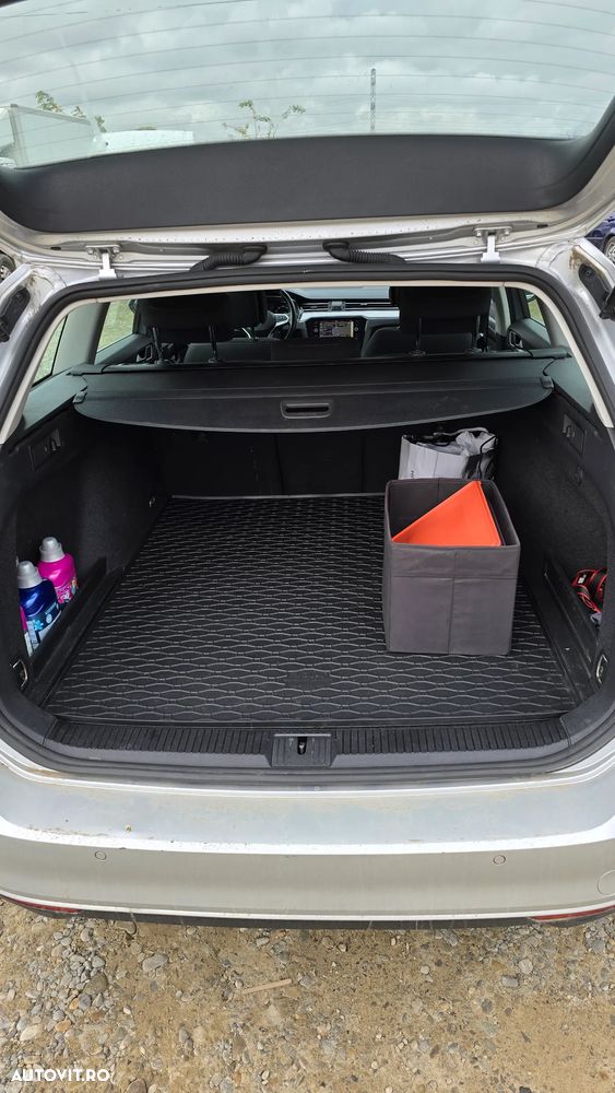 Volkswagen Passat 2.0 TDI SCR DSG Business - 12