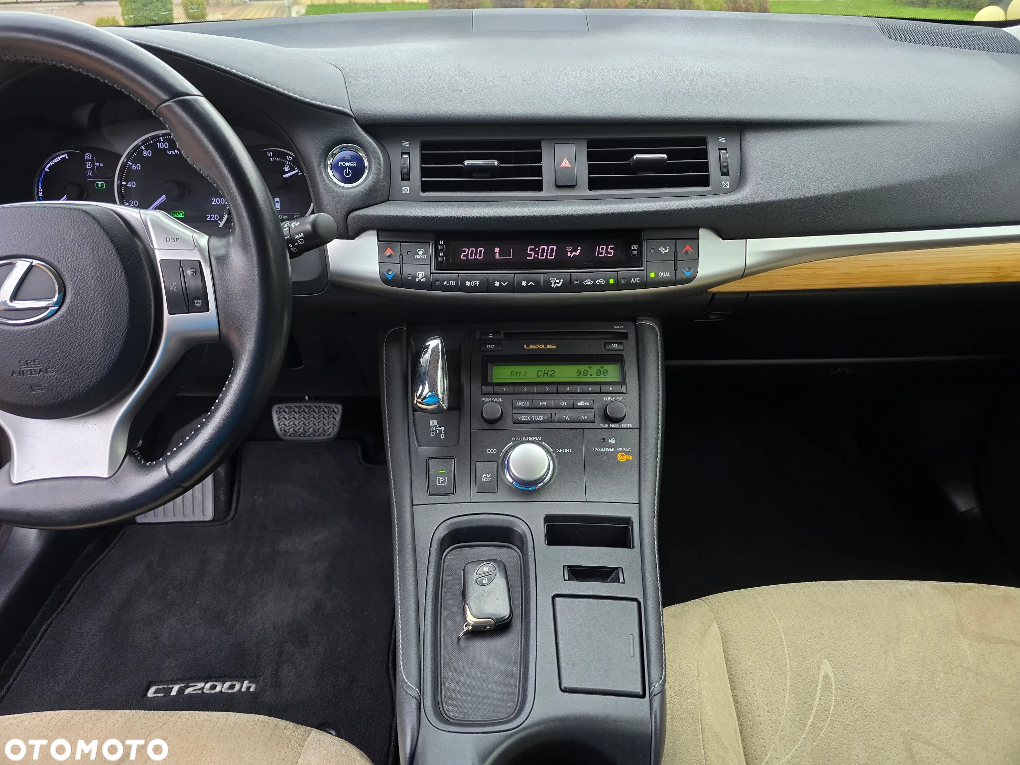 Lexus CT 200h Prestige - 29