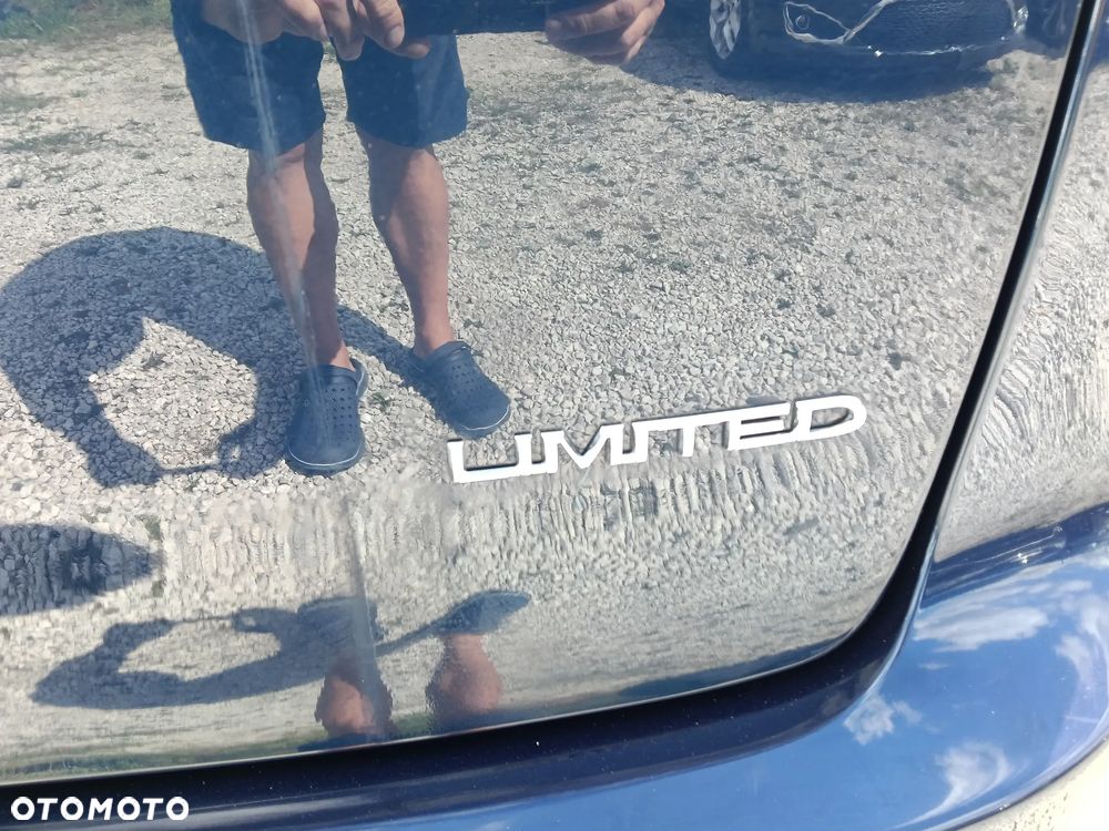 Chrysler Pacifica - 25