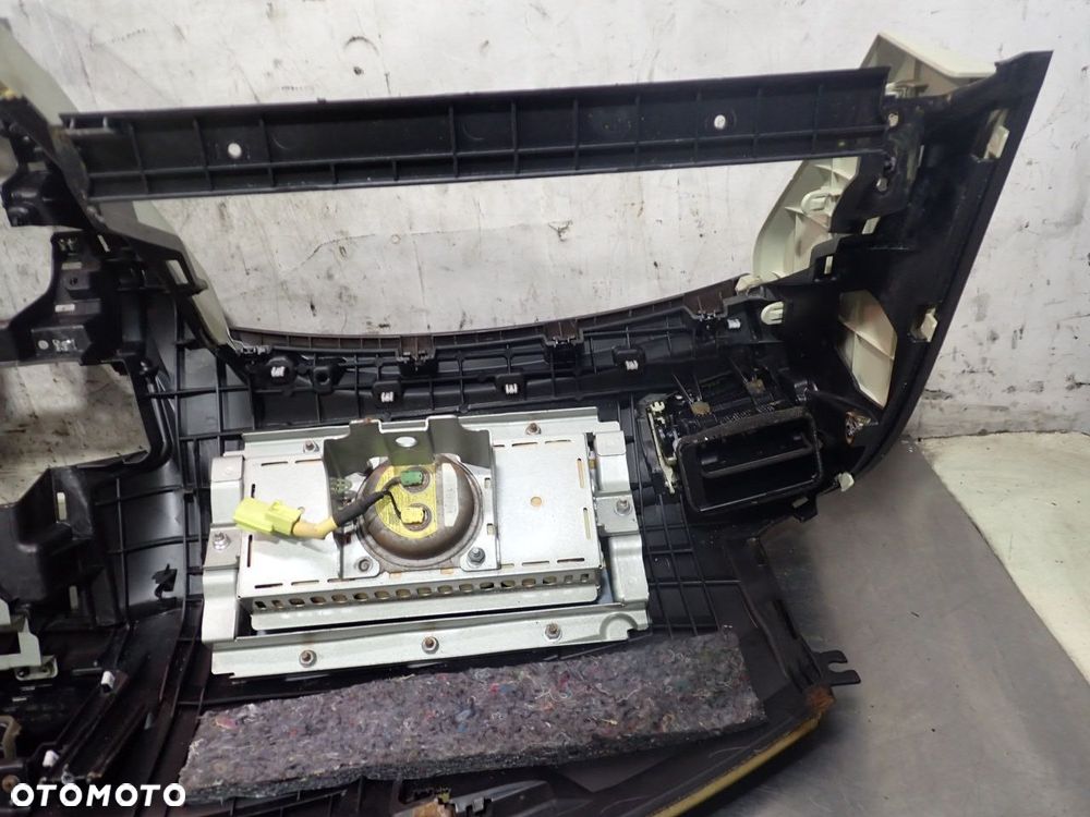 DESKA ROZDZIELCZA INFINITI M37X 68200-1MA0A - 11