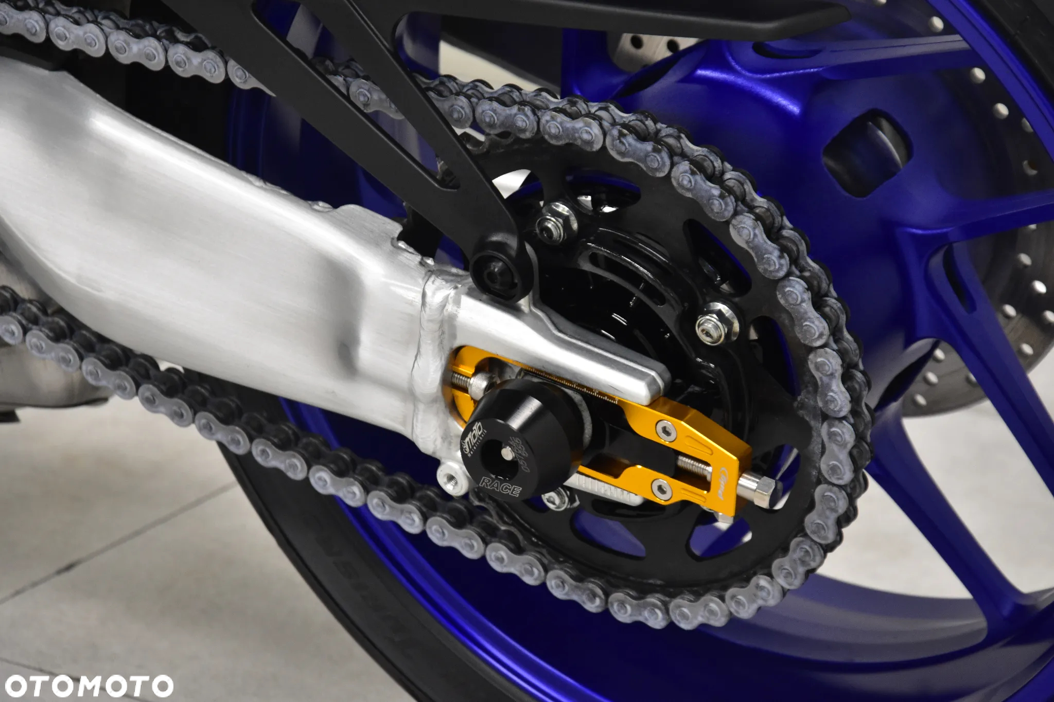 Yamaha MT - 40