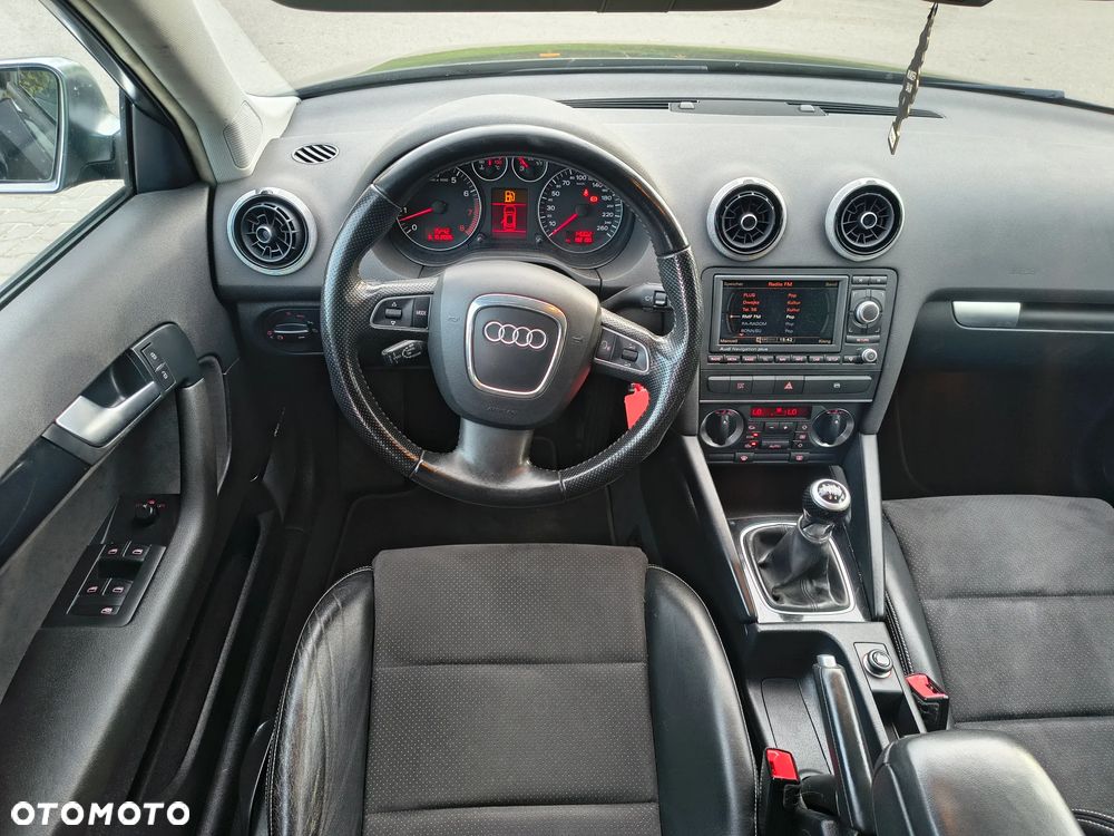 Audi A3 Sportback - 11