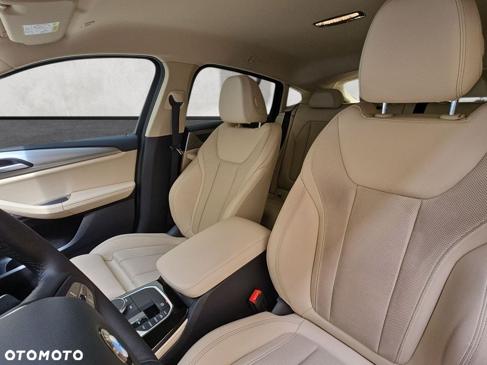 BMW X4 - 13