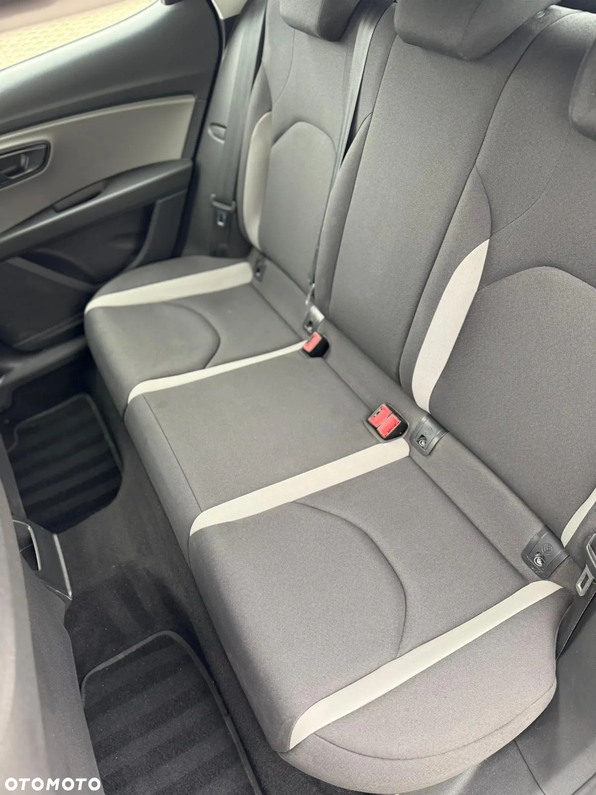 Seat Leon 1.6 TDI DPF - 10