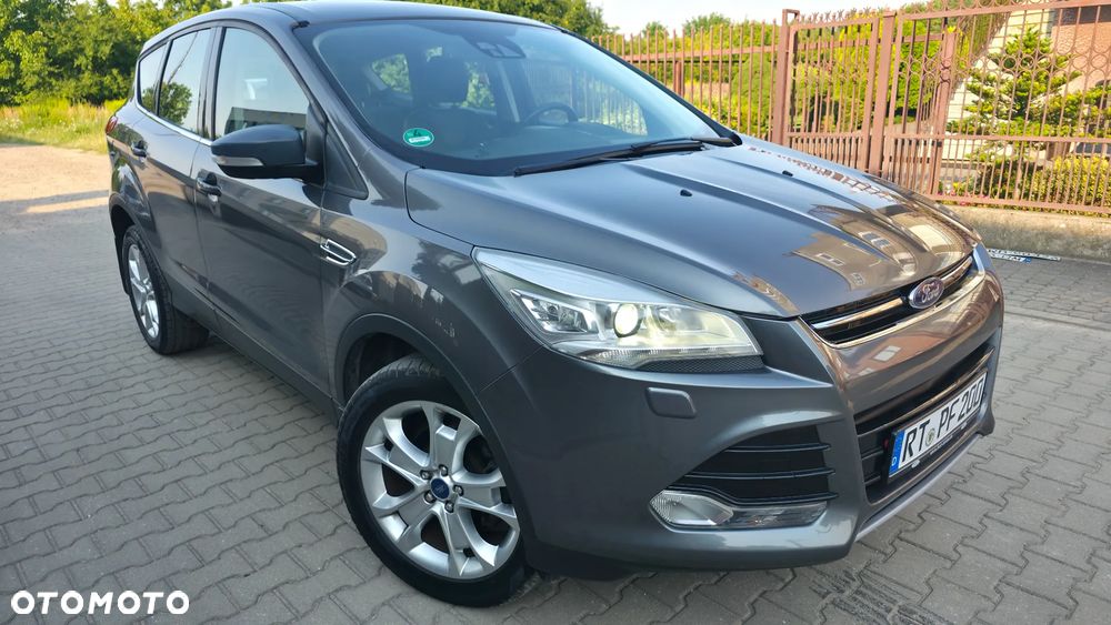 Ford Kuga 1.6 EcoBoost 2x4 Titanium - 3