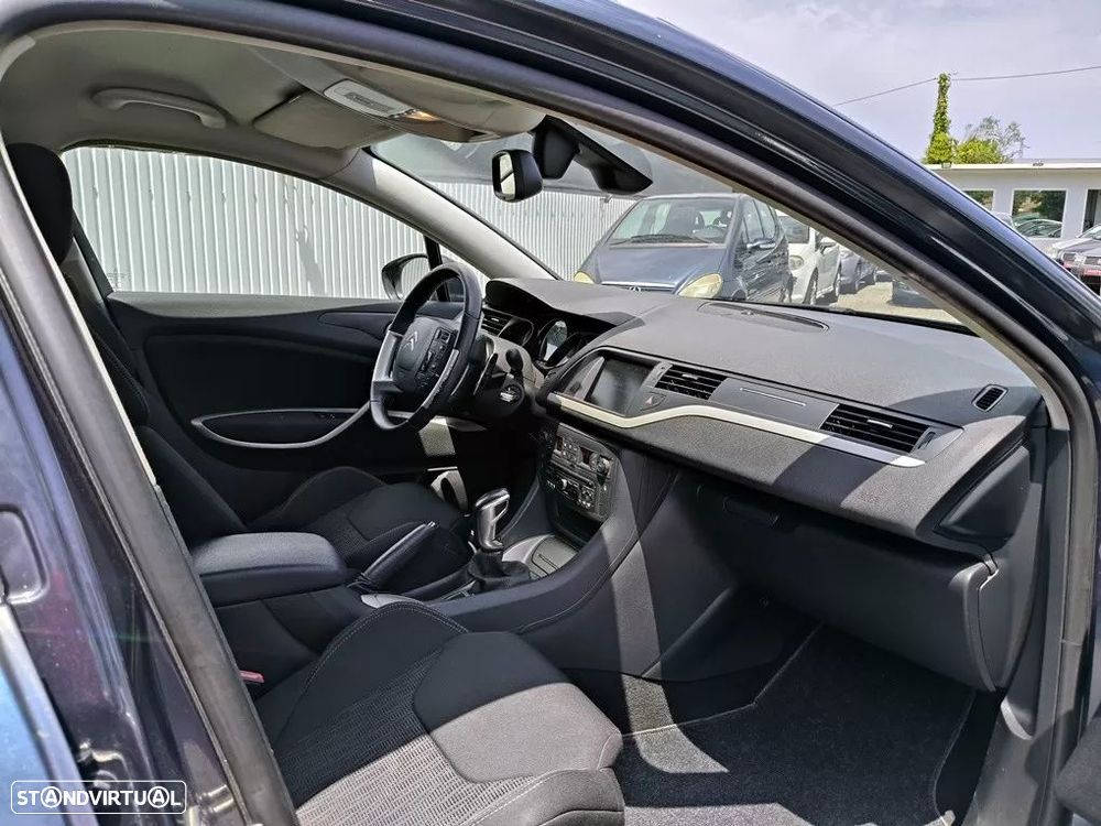 Citroën C5 Tourer 1.6 e-HDi Séduction Air.CMP6 - 3