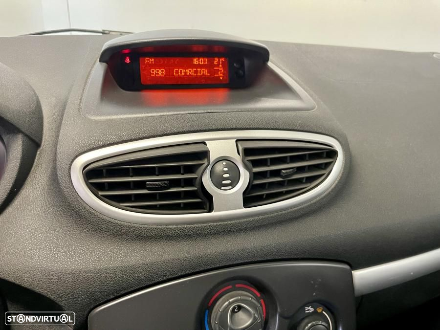 Renault Clio Break 1.5 dCi Dynamique S - 11