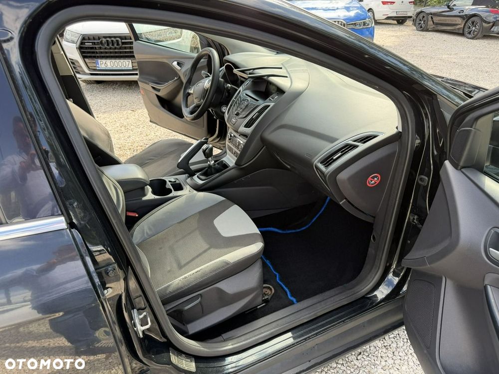 Ford Focus 1.6 EcoBoost Titanium - 12
