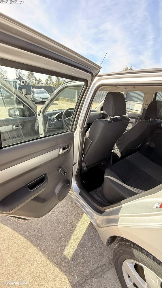 Suzuki Swift 1.3 DDiS GLX - 16