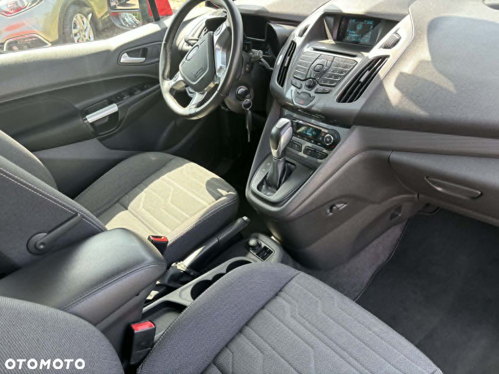 Ford Tourneo Connect Grand - 9