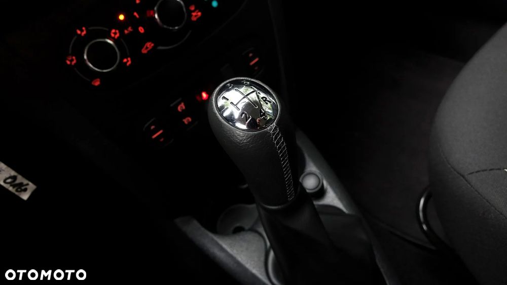 Dacia Sandero TCe 90 (S&S) Comfort - 19