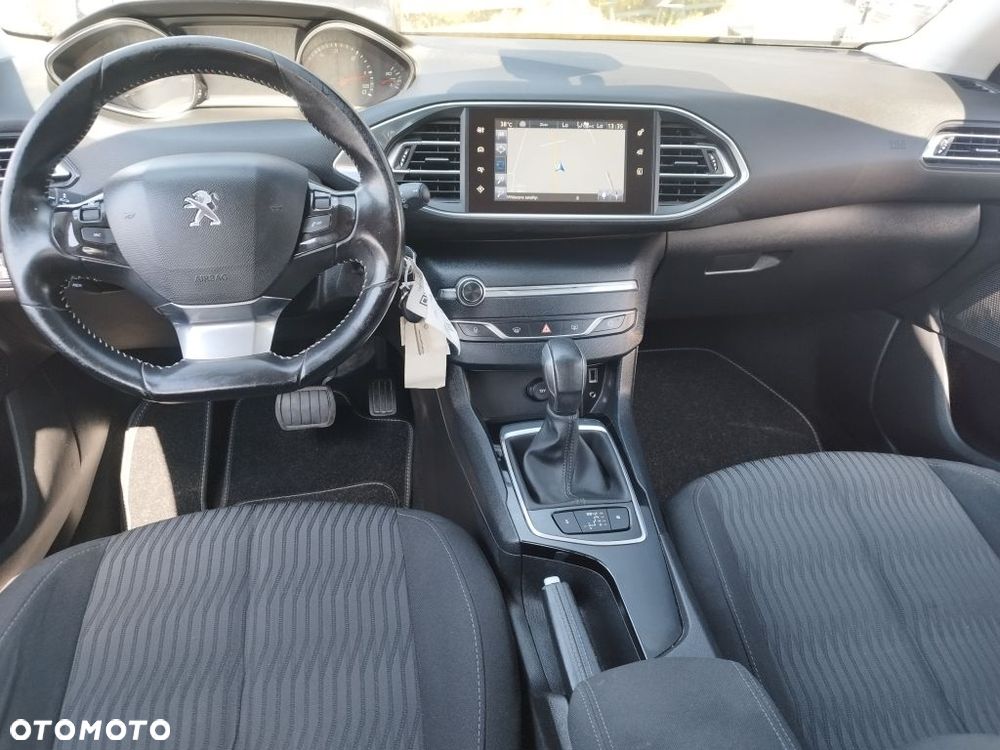 Peugeot 308 BlueHDi FAP 120 EAT6 Stop & Start Allure - 13