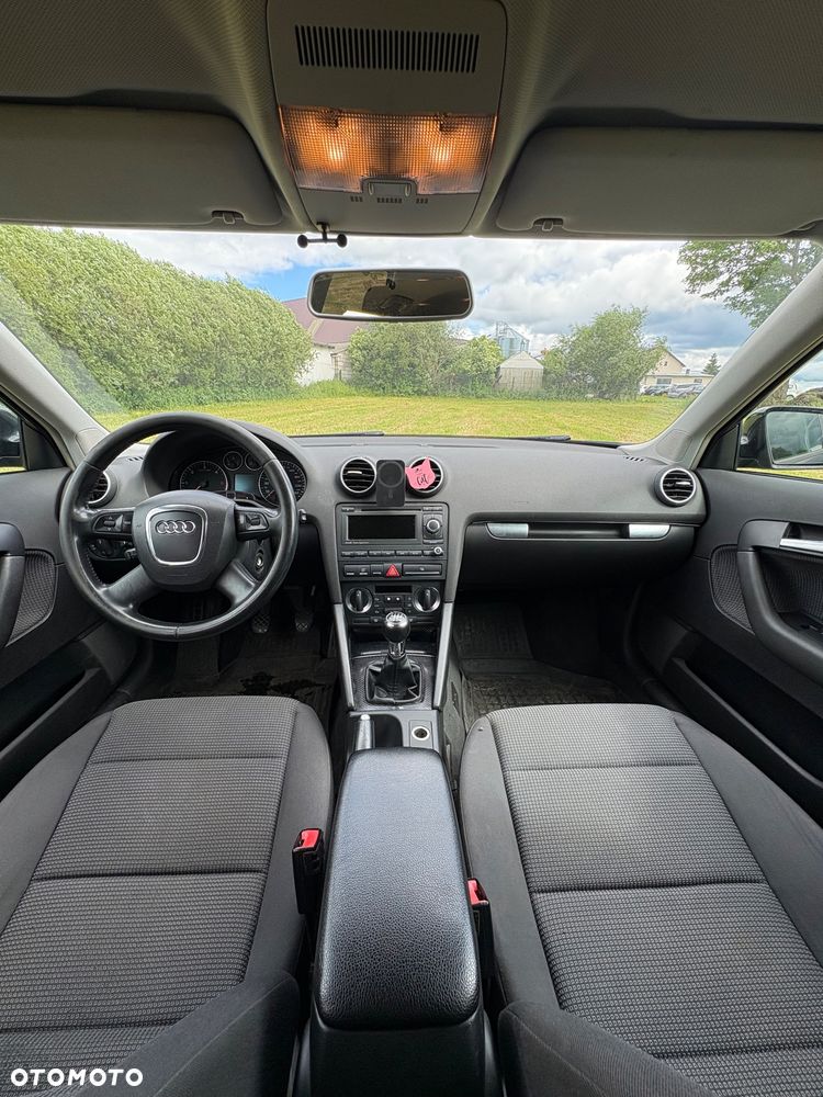 Audi A3 Sportback 1.9 TDI Ambiente - 11