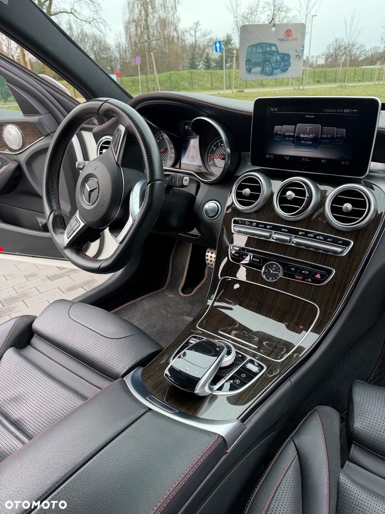 Mercedes-Benz Klasa C AMG 43 4Matic 9G-TRONIC - 11