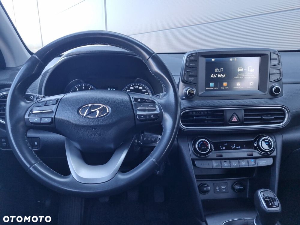 Hyundai Kona - 13
