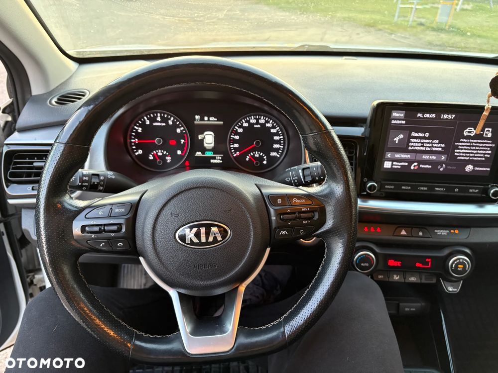 Kia Stonic 1.0 T-GDI L - 8
