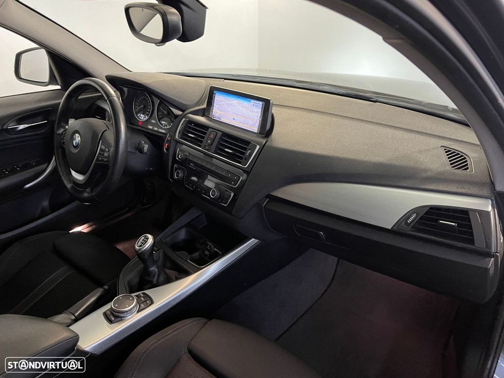 BMW 116 d Sport Line - 14