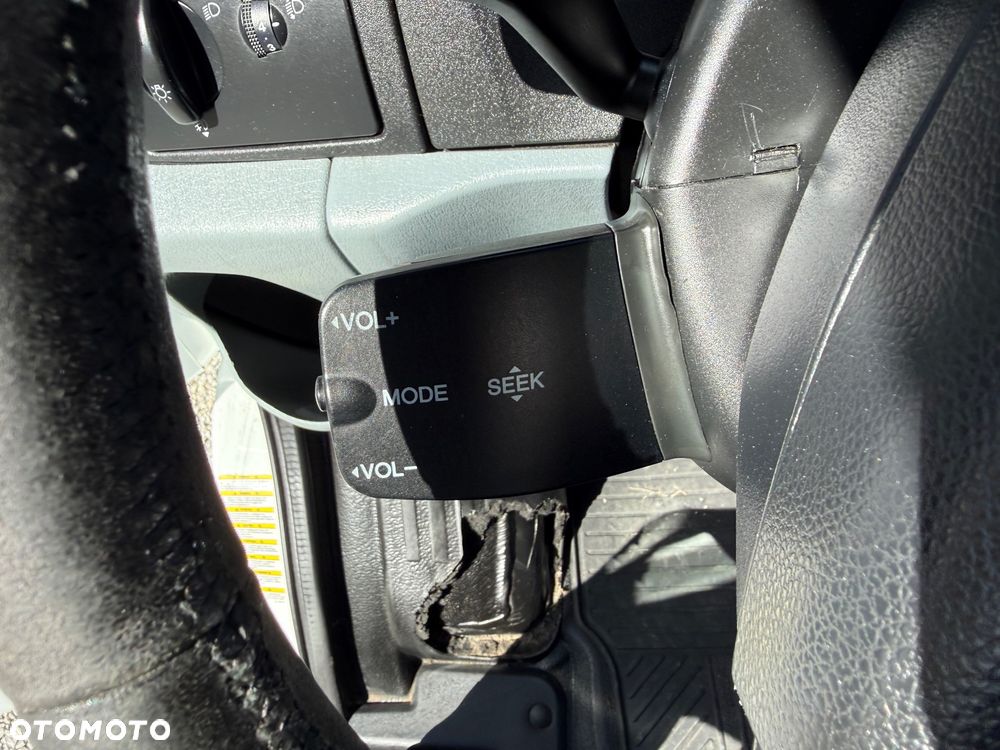 Ford Transit Furgon Warsztat 4x4 L2H2 2.2 TDCI 125KM 4x4 - 21