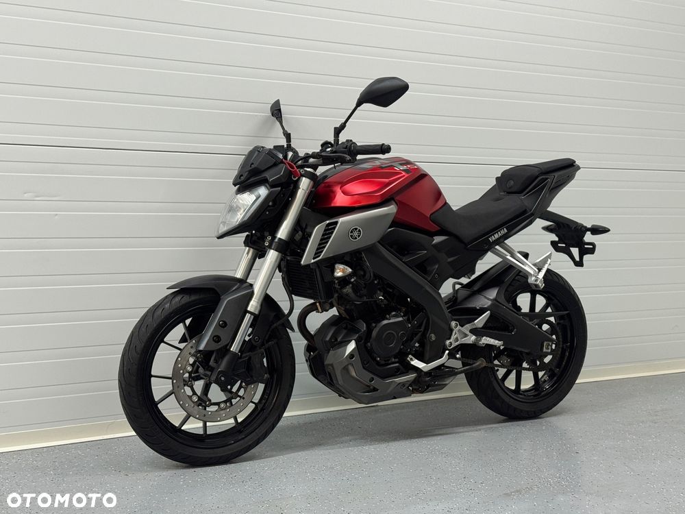 Yamaha MT - 12