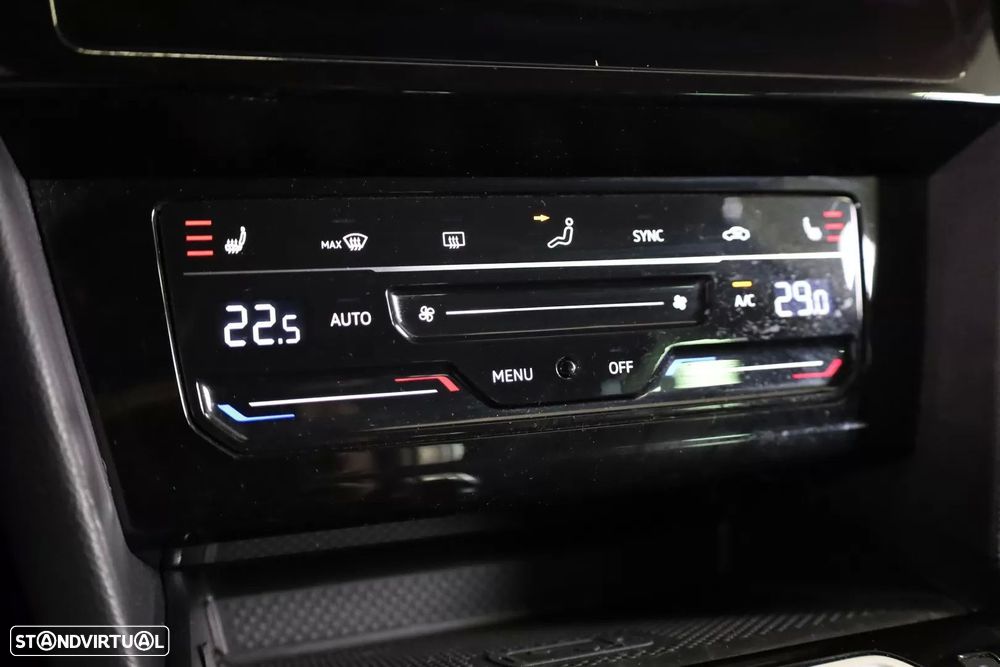 VW Passat Variant 1.4 TSI GTE Plug-in - 32