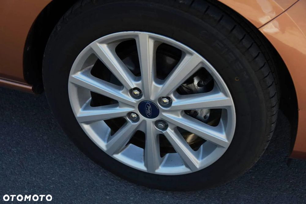 Ford Fiesta - 15