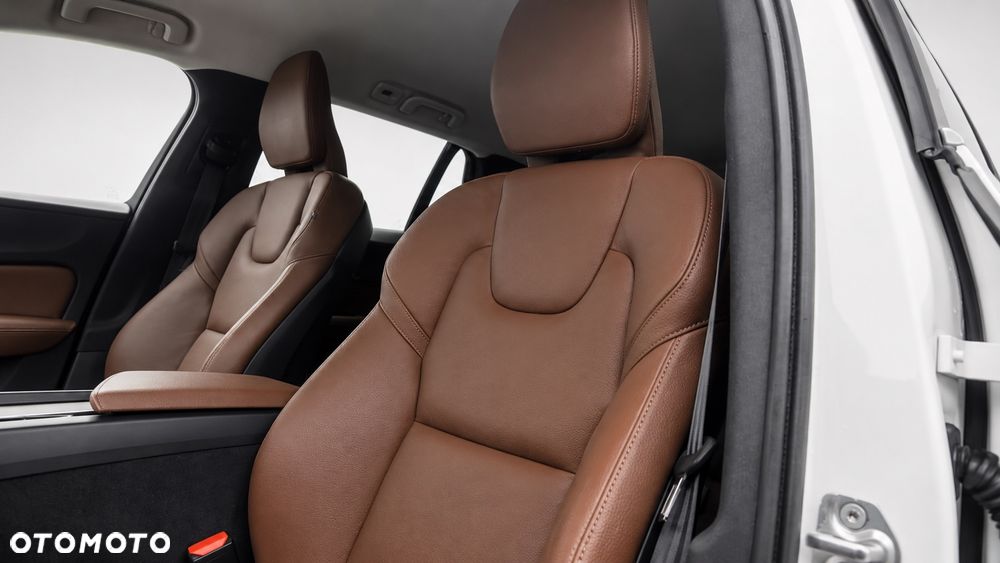 Volvo V60 D4 AWD Geartronic Inscription - 31