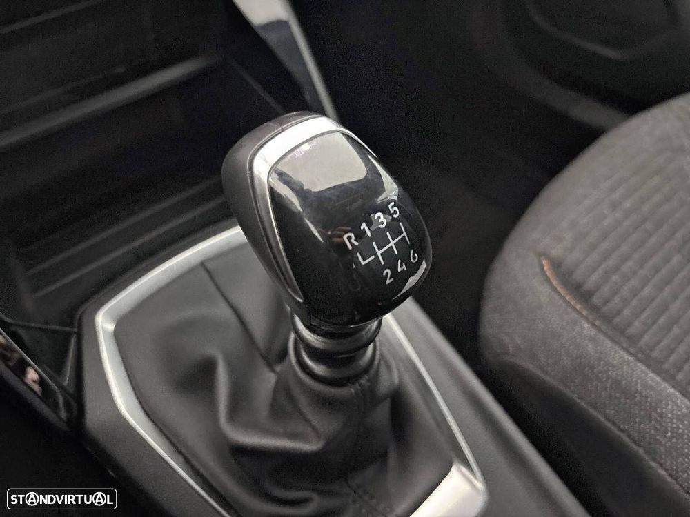 Peugeot 2008 1.2 PureTech Style - 19