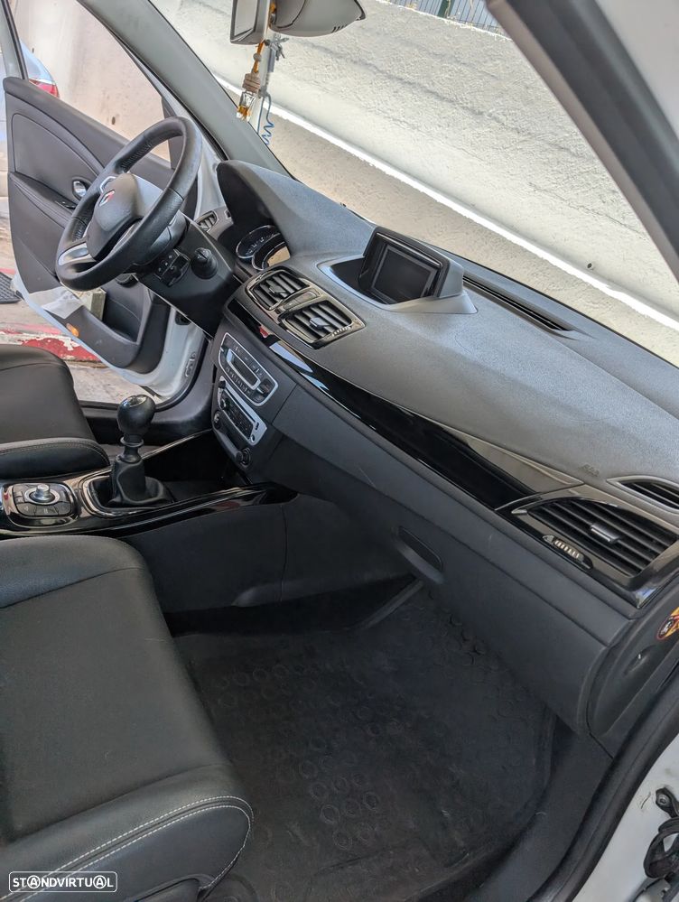 Renault Mégane Sport Tourer 1.5 dCi Bose Edition SS - 11