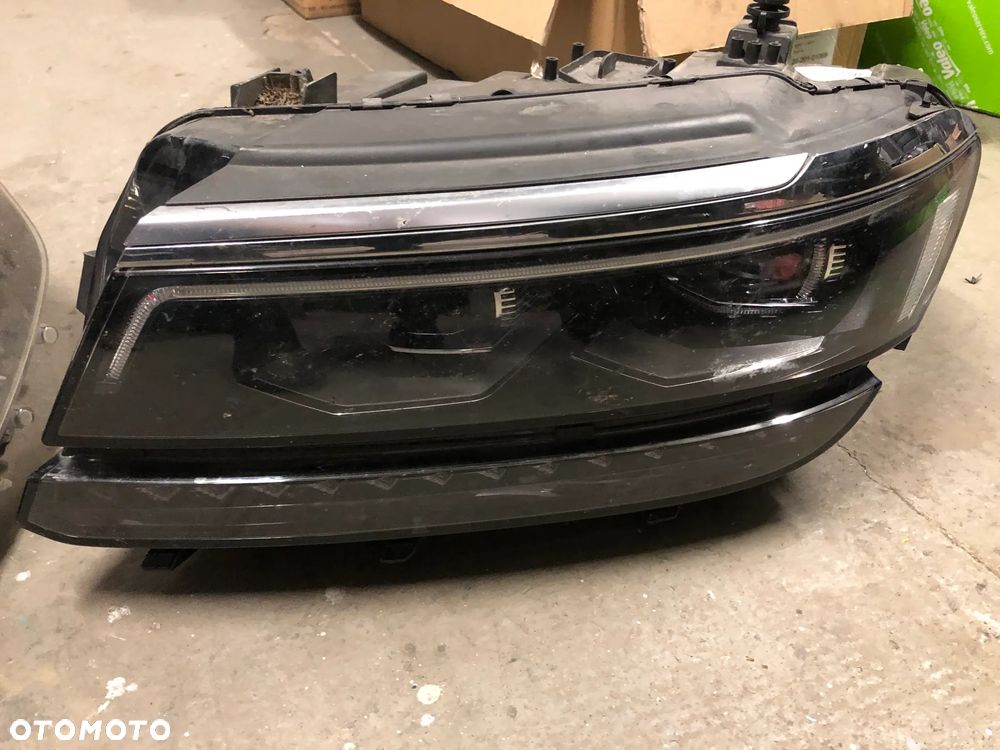 5nb941113D Lampa przednia Lewa VW Tiguan II 5na 2017- - 1