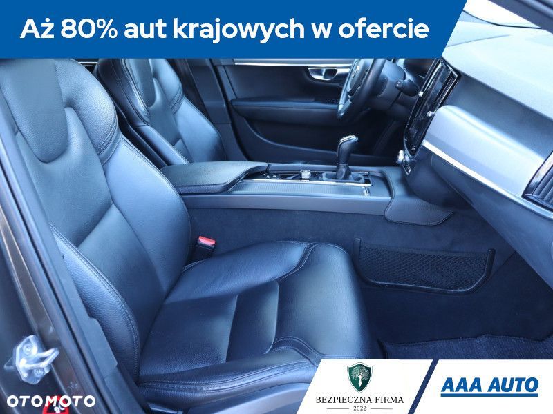 Volvo V90 Cross Country - 11