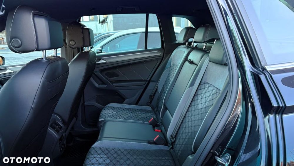 Volkswagen Tiguan 1.4 eHybrid OPF DSG R-Line - 31