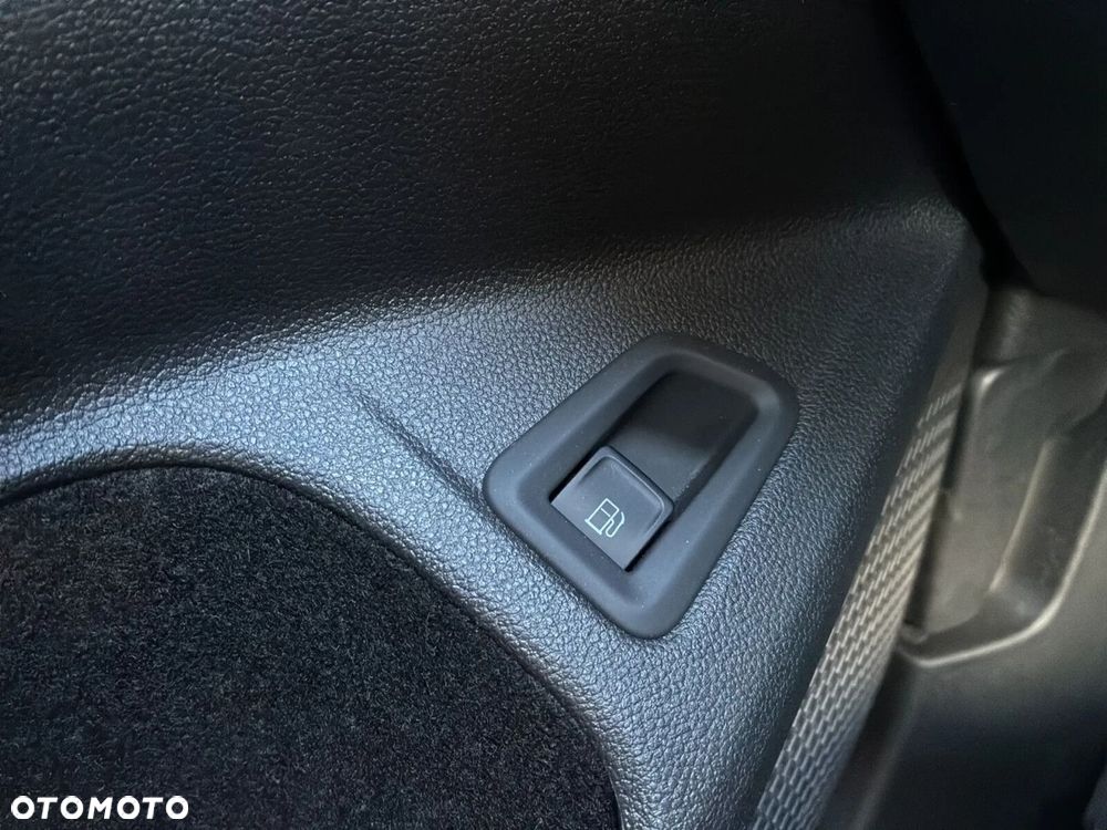 Volkswagen Golf - 24