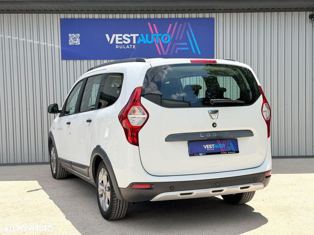 Dacia Lodgy TCe 115 Stepway - 4