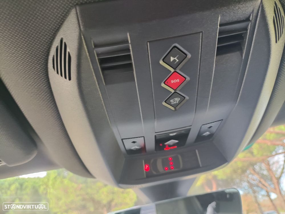 DS DS7 Crossback E-Tense Performance Line EAT8 - 38